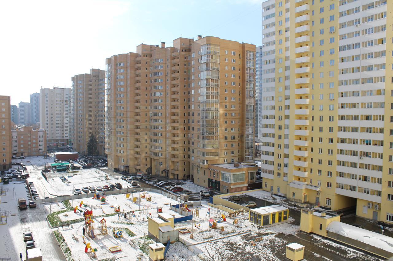 Apartment On 8 Marta Street Ecaterimburgo Exterior foto